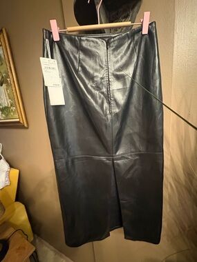 Good American Black Faux Leather Midi Pencil Skirt